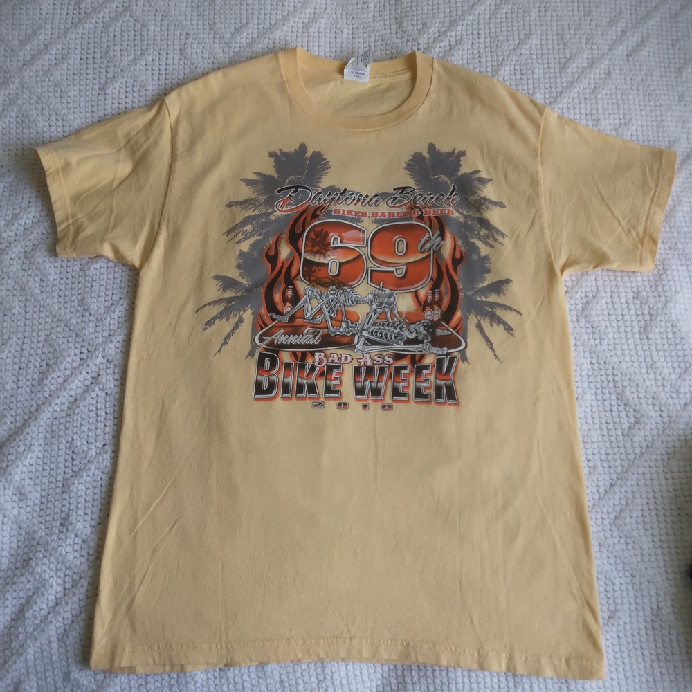 Delta Short Sleeve Tee - Light Yellow